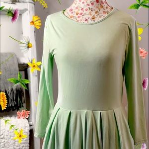 SOFT MINT GREEN MIDI DRESS